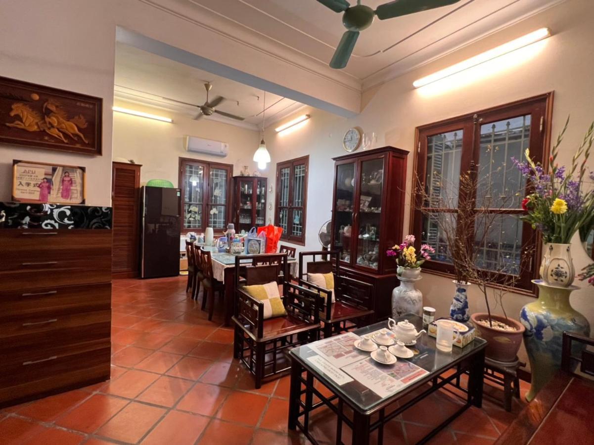French-styled House Séjour chez l'habitant